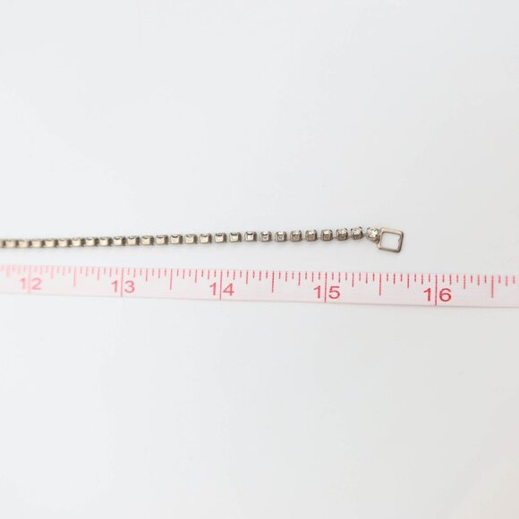 Vintage Rhinestone Silver Tone Teardrop Pendant Necklace Bridal Prom Formal - Picture 7 of 7